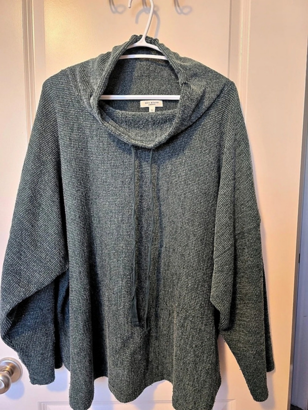 Max Studio Cowl Neck Tunic Sweater Green 3X Like New